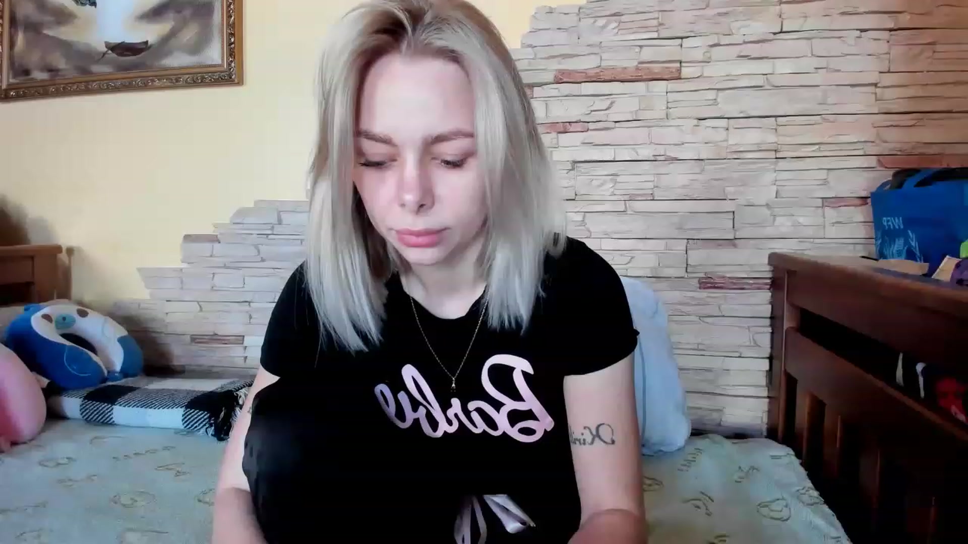 Gallery image thumbnail from YourPupsik's myfreecams stream on, 05/14/2023, 09:53 image 1 of 20