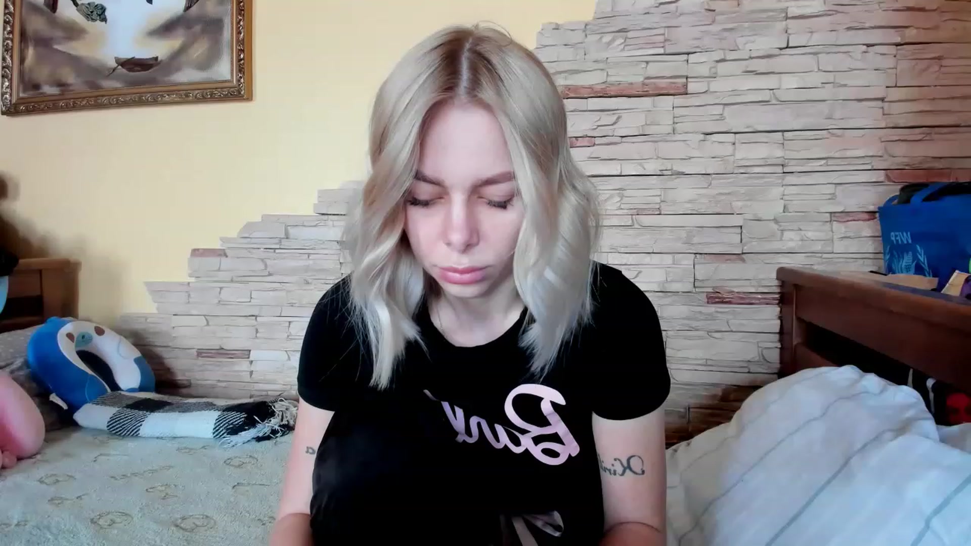 Gallery image thumbnail from YourPupsik's myfreecams stream on, 05/15/2023, 11:19 image 4 of 20