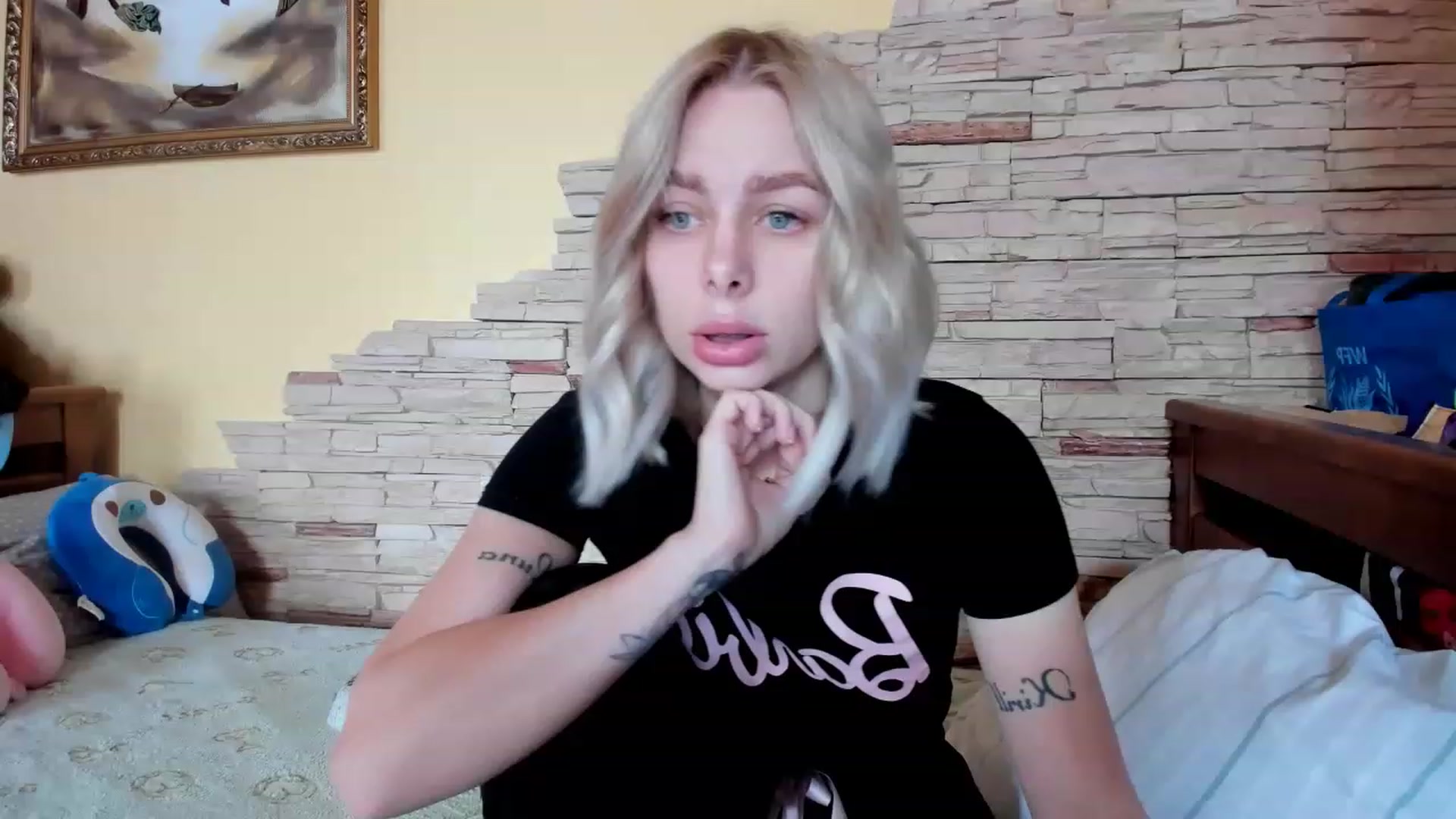 Gallery image thumbnail from YourPupsik's myfreecams stream on, 05/15/2023, 11:19 image 15 of 20