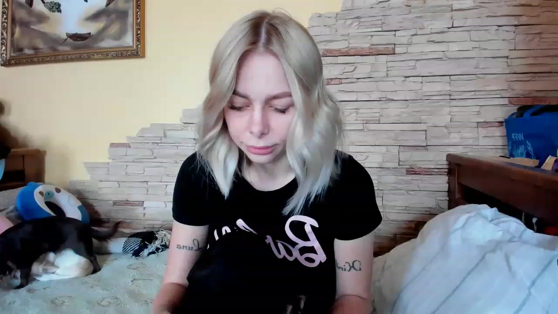 Gallery image thumbnail from YourPupsik's myfreecams stream on, 05/15/2023, 11:19 image 6 of 20