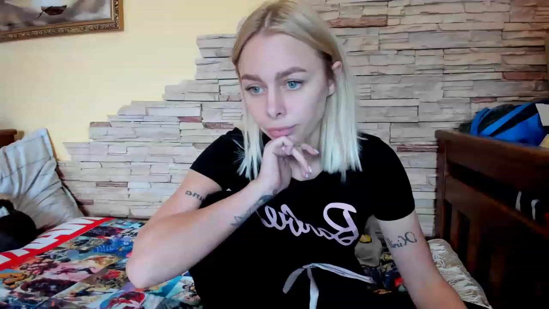 Gallery image thumbnail from YourPupsik's myfreecams stream on, 06/13/2023, 13:34 image 13 of 20