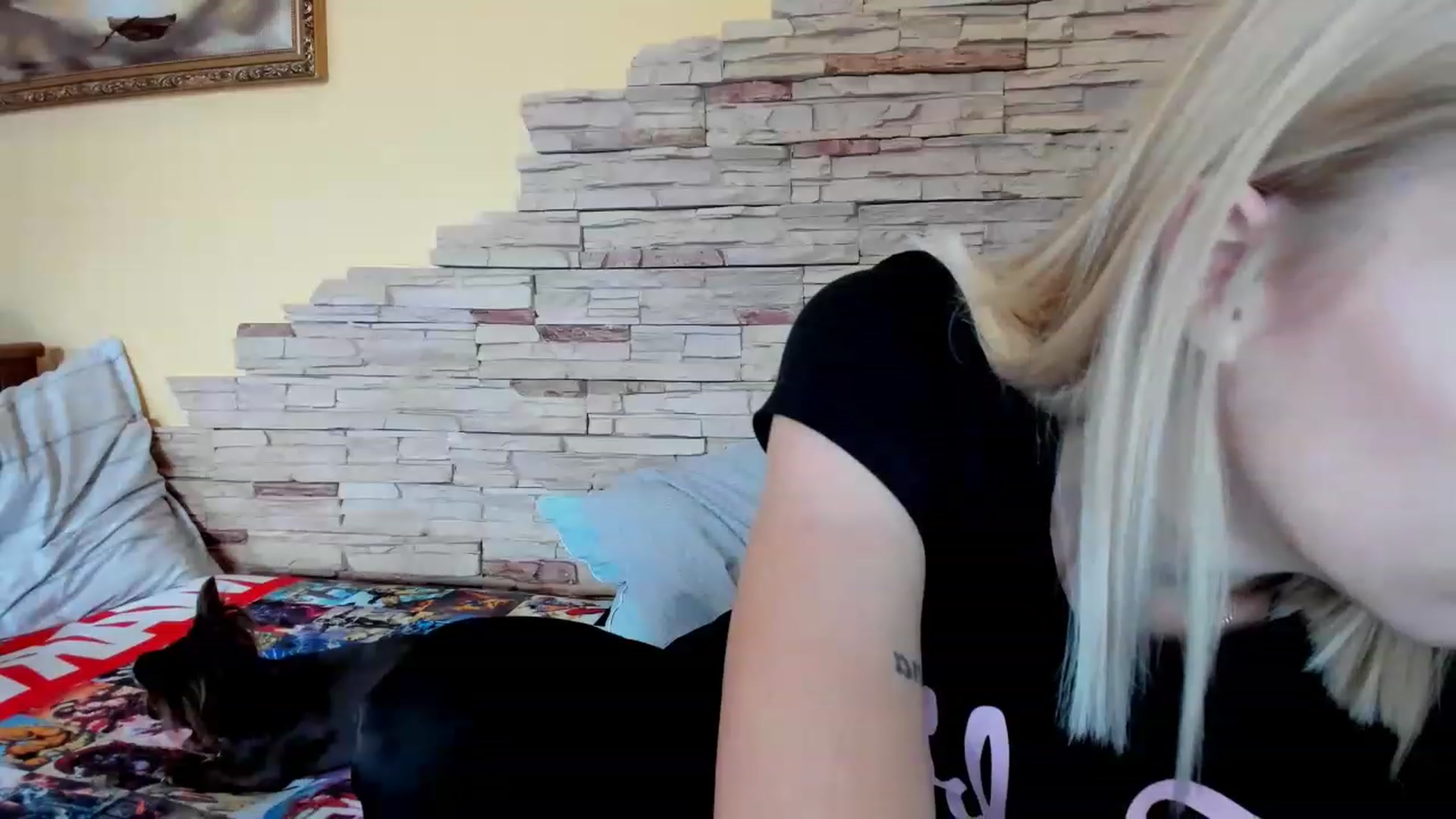 Gallery image thumbnail from YourPupsik's myfreecams stream on, 06/13/2023, 13:34 image 16 of 20