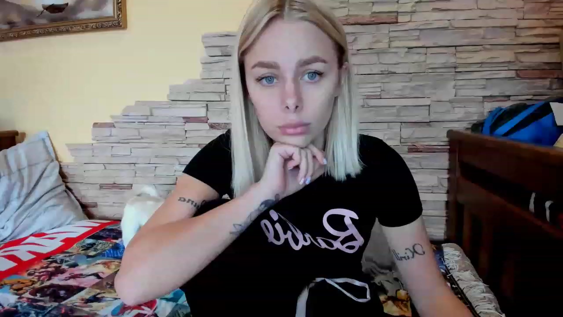 Gallery image thumbnail from YourPupsik's myfreecams stream on, 06/13/2023, 14:54 image 15 of 20