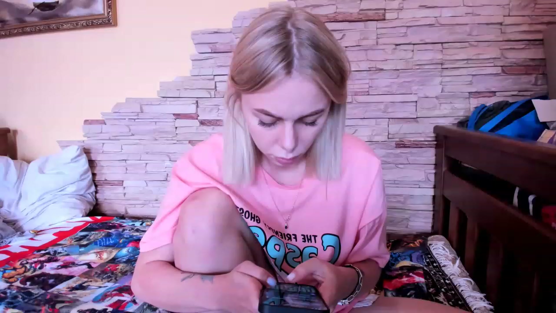 Gallery image thumbnail from YourPupsik's myfreecams stream on, 06/14/2023, 13:08 image 12 of 20