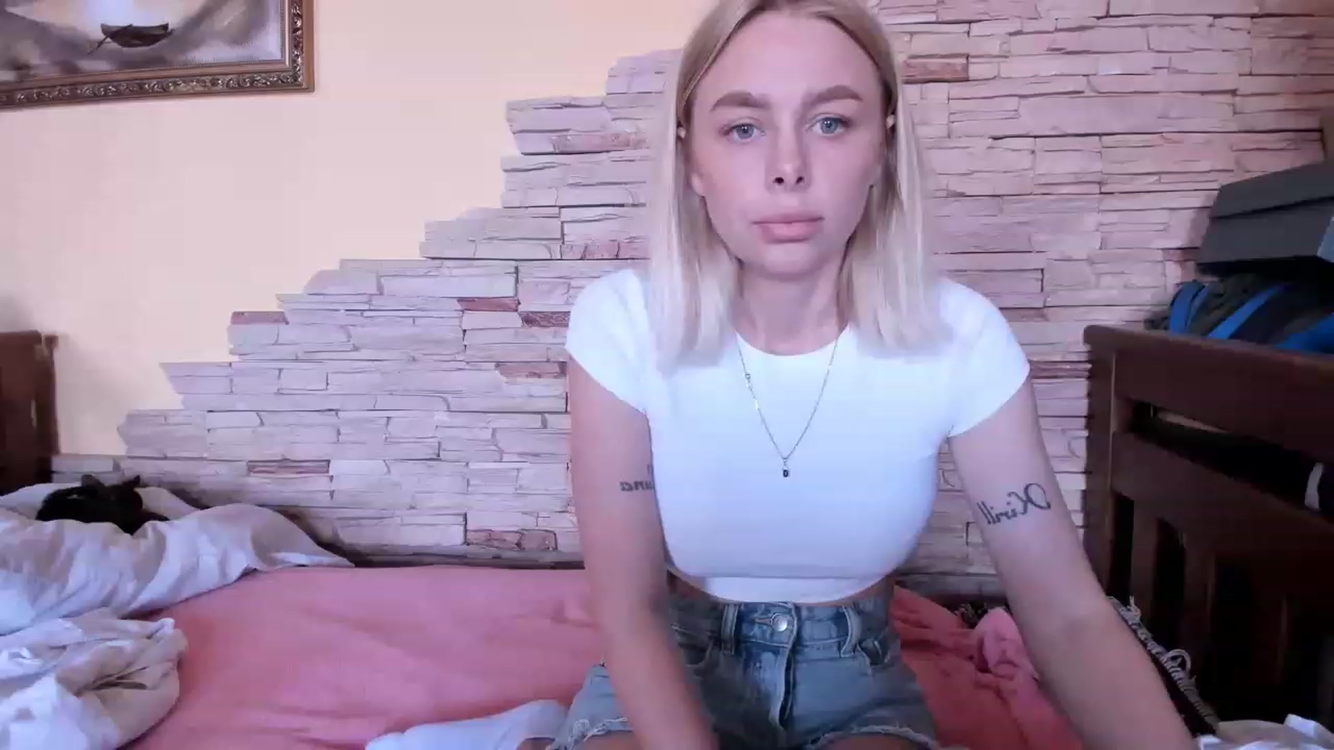 Gallery image thumbnail from YourPupsik's myfreecams stream on, 06/24/2023, 09:16 image 9 of 20