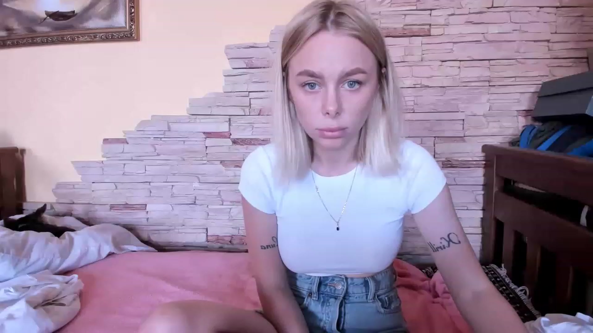 Gallery image thumbnail from YourPupsik's myfreecams stream on, 06/24/2023, 09:16 image 8 of 20