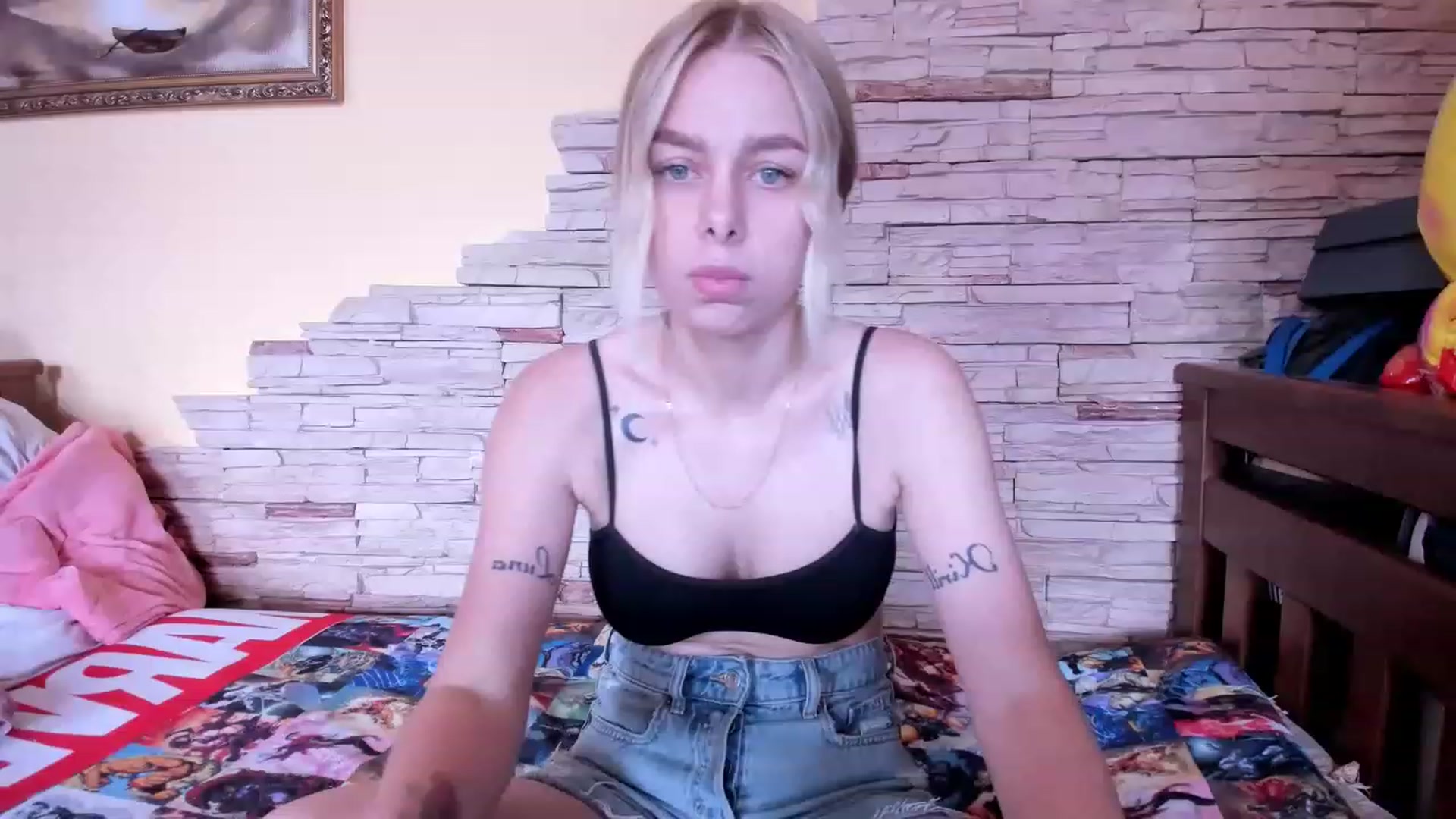 Gallery image thumbnail from YourPupsik's myfreecams stream on, 06/25/2023, 11:08 image 18 of 20
