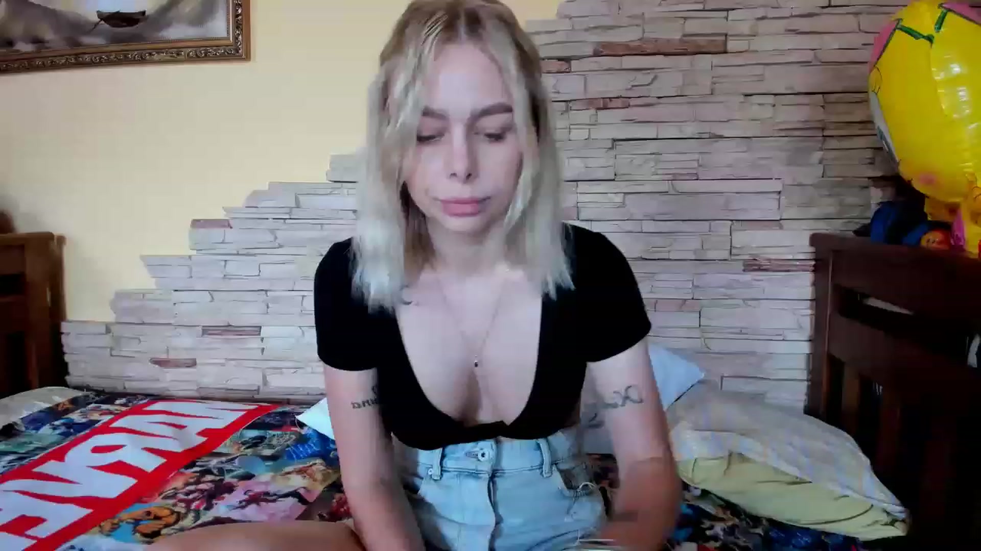 Gallery image thumbnail from YourPupsik's myfreecams stream on, 06/27/2023, 12:40 image 1 of 20