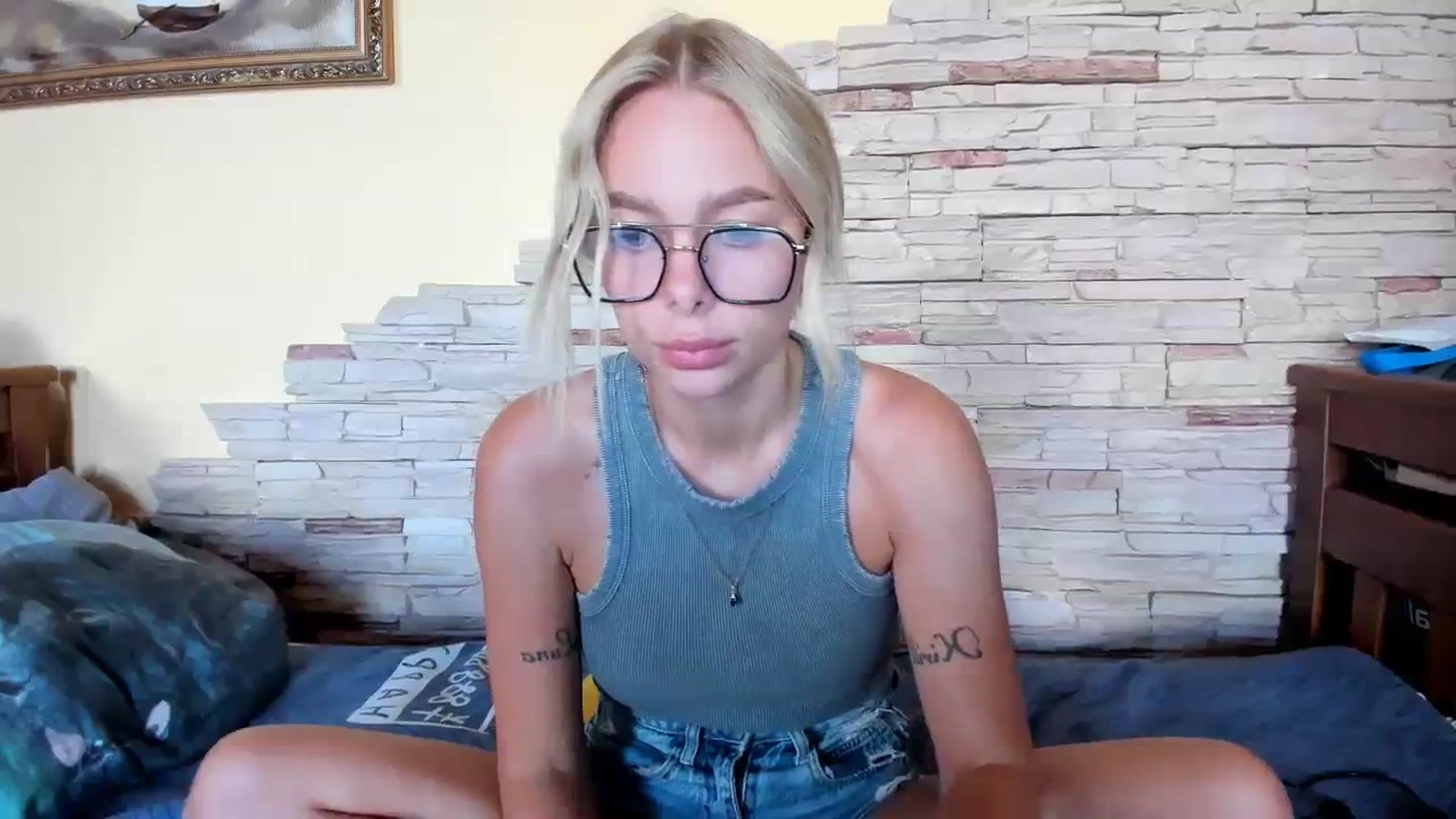 Gallery image thumbnail from YourPupsik's myfreecams stream on, 09/11/2023, 07:41 image 7 of 20