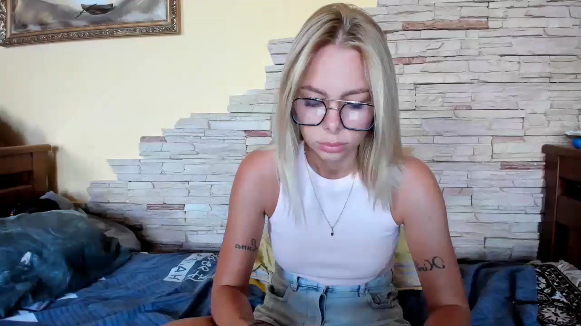 Gallery image thumbnail from YourPupsik's myfreecams stream on, 09/13/2023, 12:14 image 16 of 20