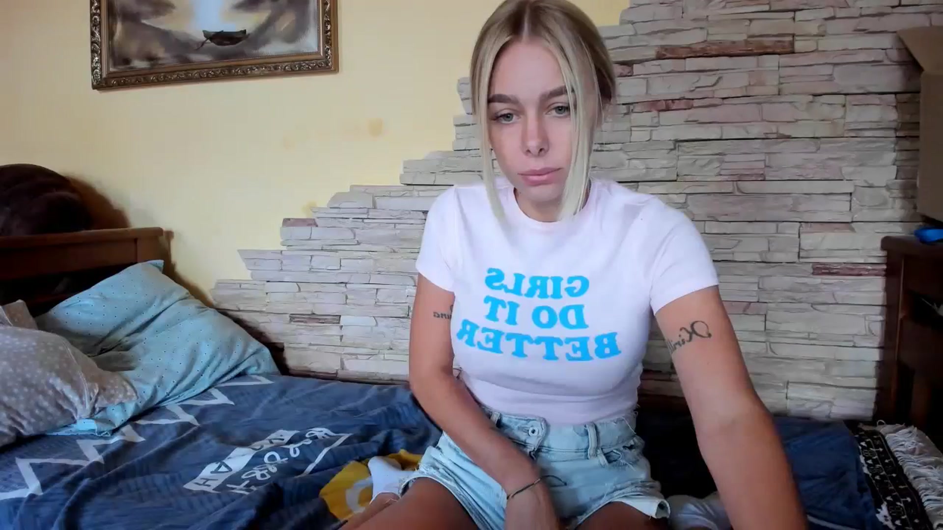 Gallery image thumbnail from YourPupsik's myfreecams stream on, 10/08/2023, 12:38 image 20 of 20
