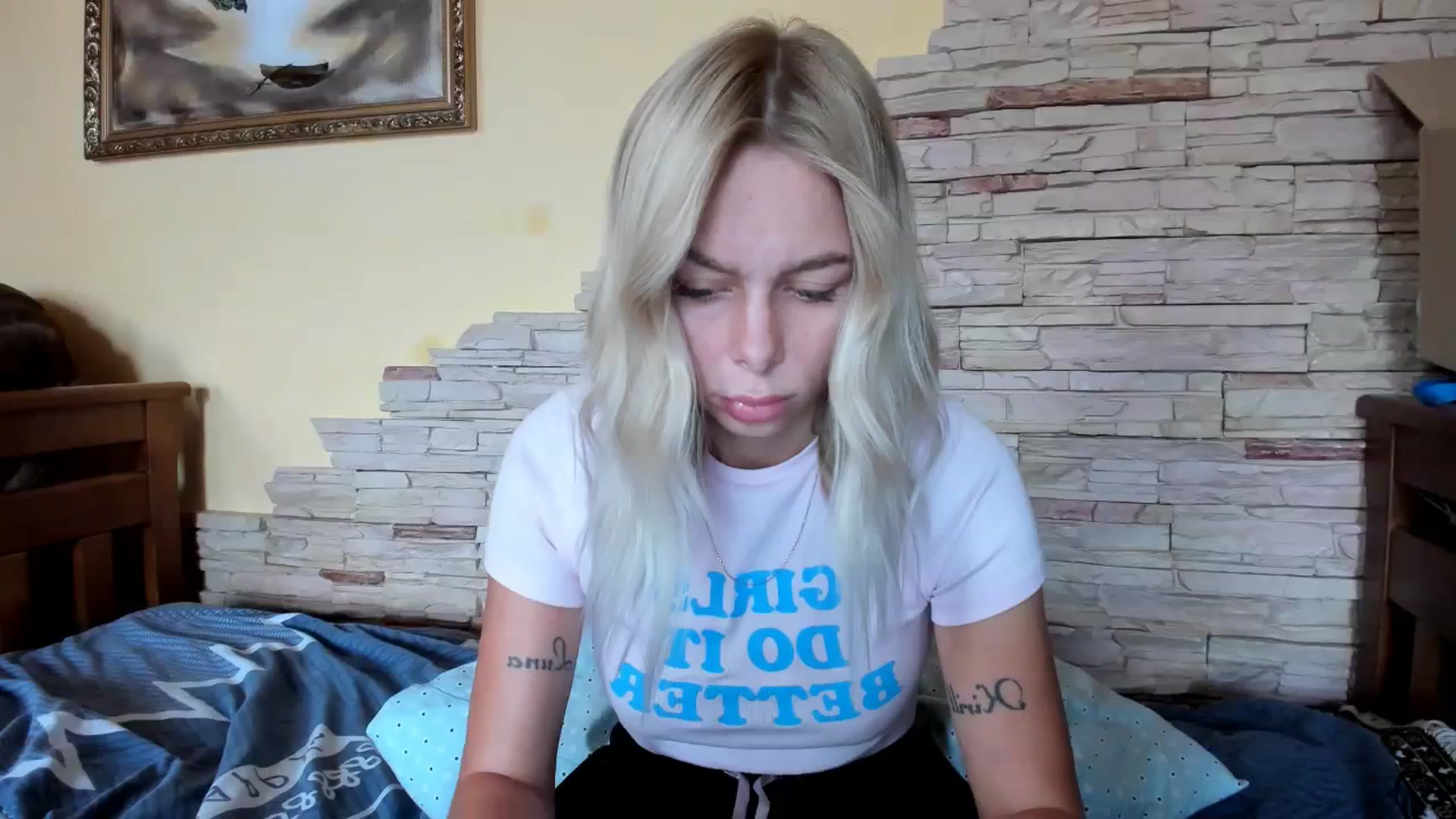 Gallery image thumbnail from YourPupsik's myfreecams stream on, 10/12/2023, 12:28 image 7 of 20