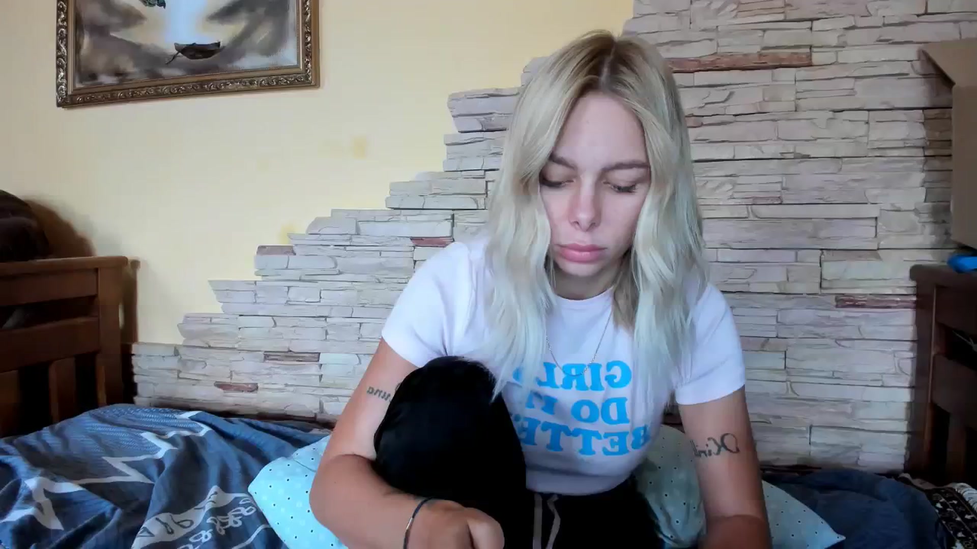 Gallery image thumbnail from YourPupsik's myfreecams stream on, 10/12/2023, 12:28 image 15 of 20