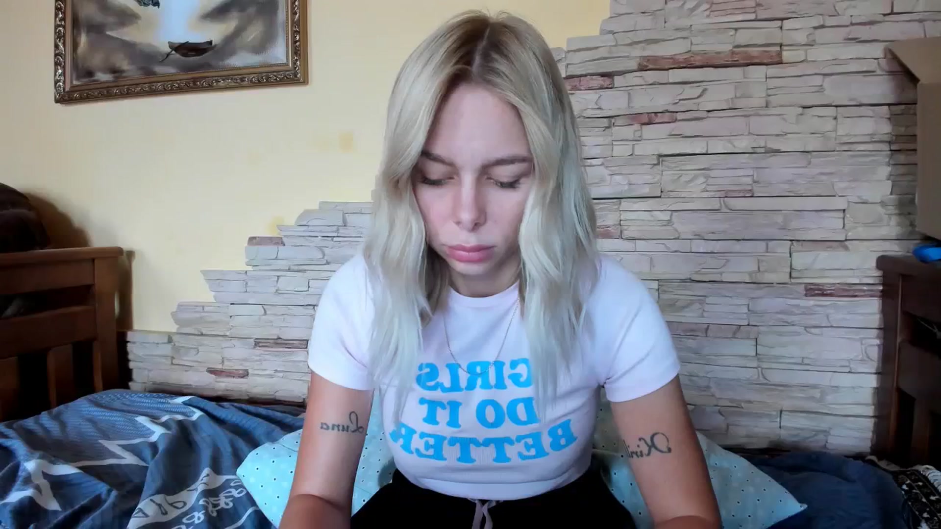 Gallery image thumbnail from YourPupsik's myfreecams stream on, 10/12/2023, 12:28 image 13 of 20