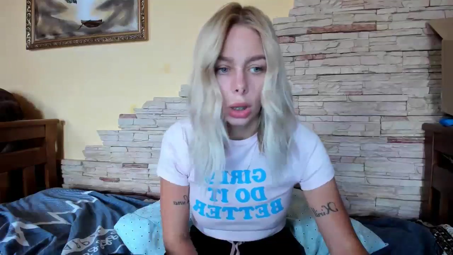 Gallery image thumbnail from YourPupsik's myfreecams stream on, 10/12/2023, 12:28 image 12 of 20