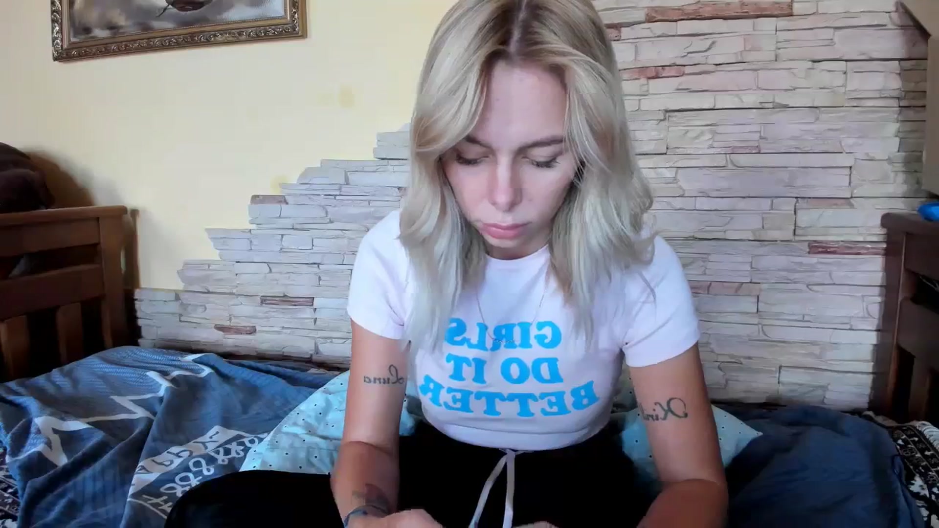 Gallery image thumbnail from YourPupsik's myfreecams stream on, 10/12/2023, 12:49 image 12 of 20