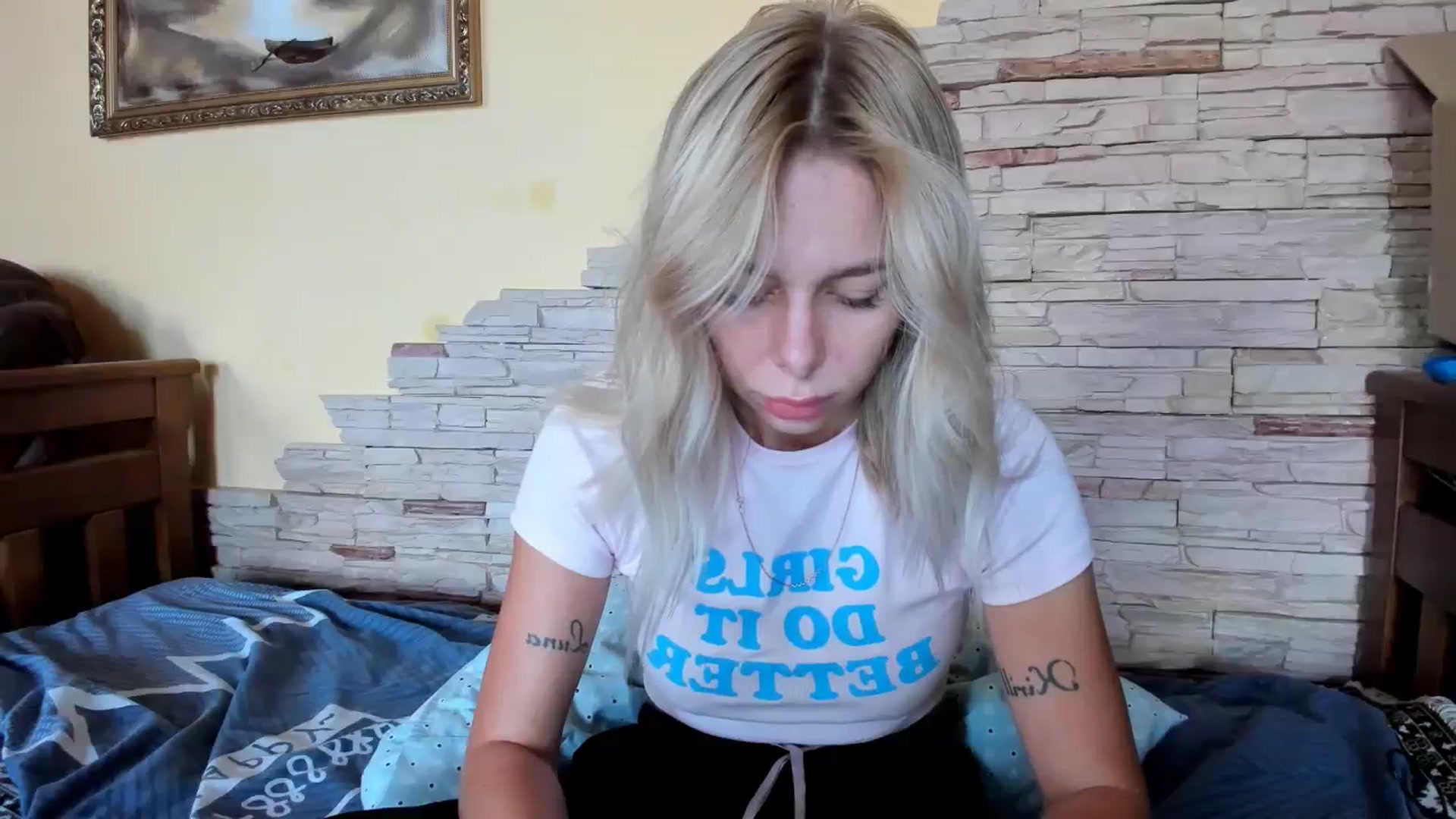 Gallery image thumbnail from YourPupsik's myfreecams stream on, 10/12/2023, 12:49 image 19 of 20