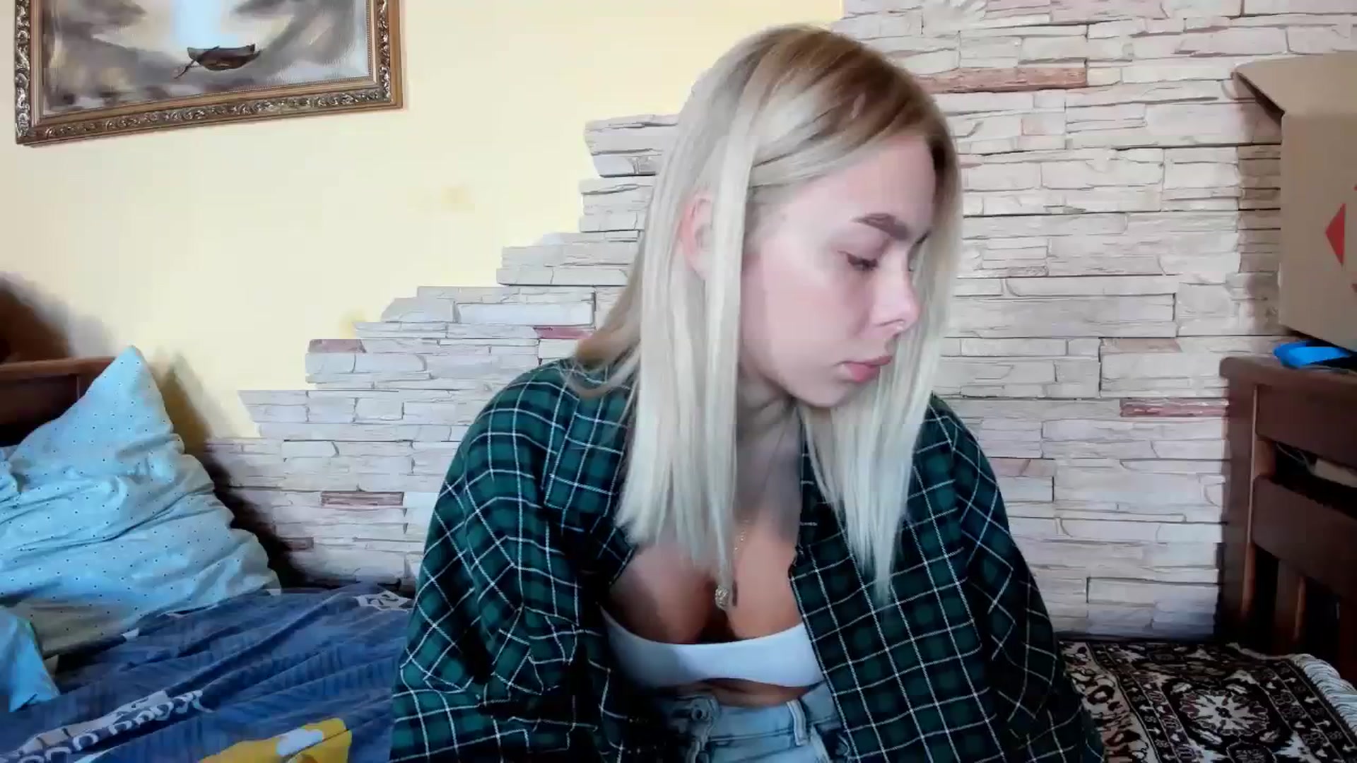 Gallery image thumbnail from YourPupsik's myfreecams stream on, 10/18/2023, 10:41 image 12 of 20
