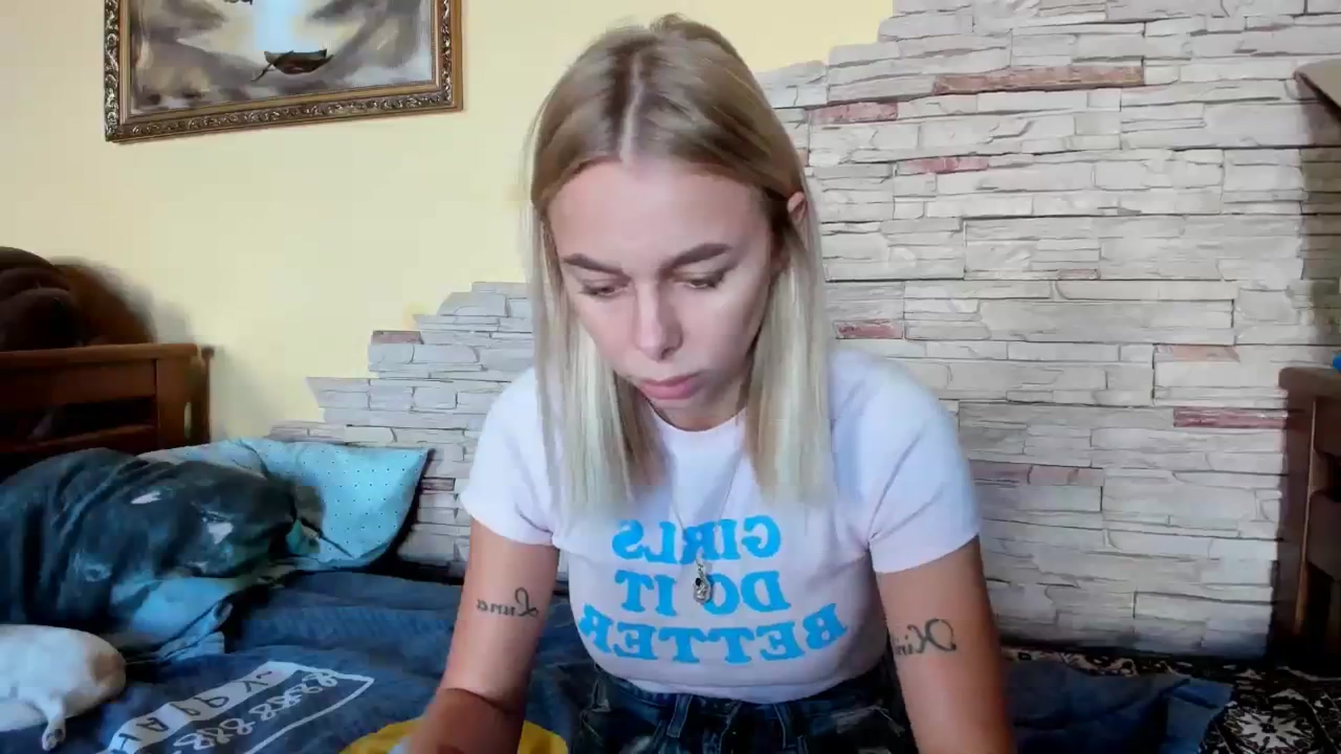 Gallery image thumbnail from YourPupsik's myfreecams stream on, 10/19/2023, 09:26 image 3 of 20