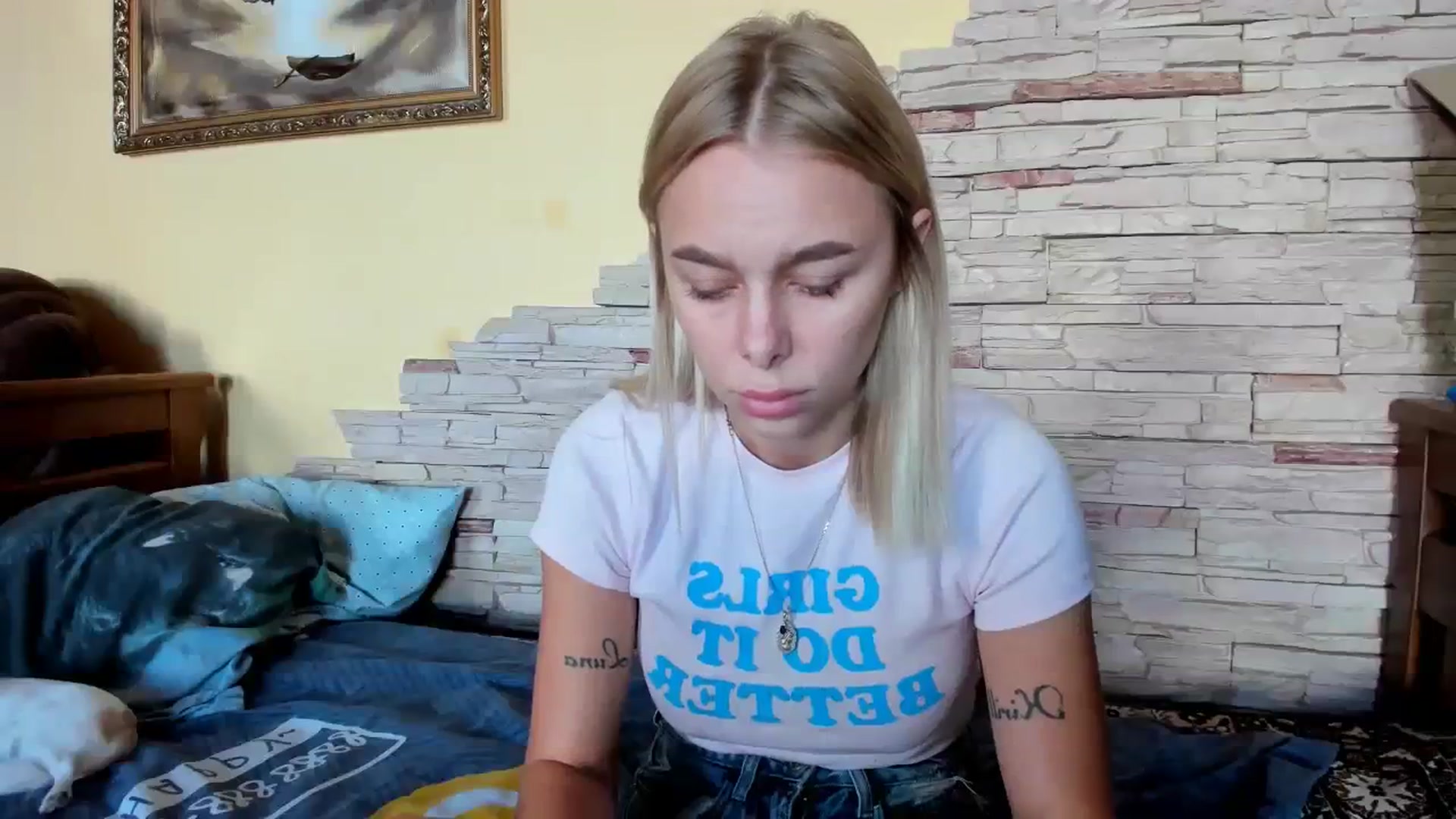 Gallery image thumbnail from YourPupsik's myfreecams stream on, 10/19/2023, 09:26 image 7 of 20