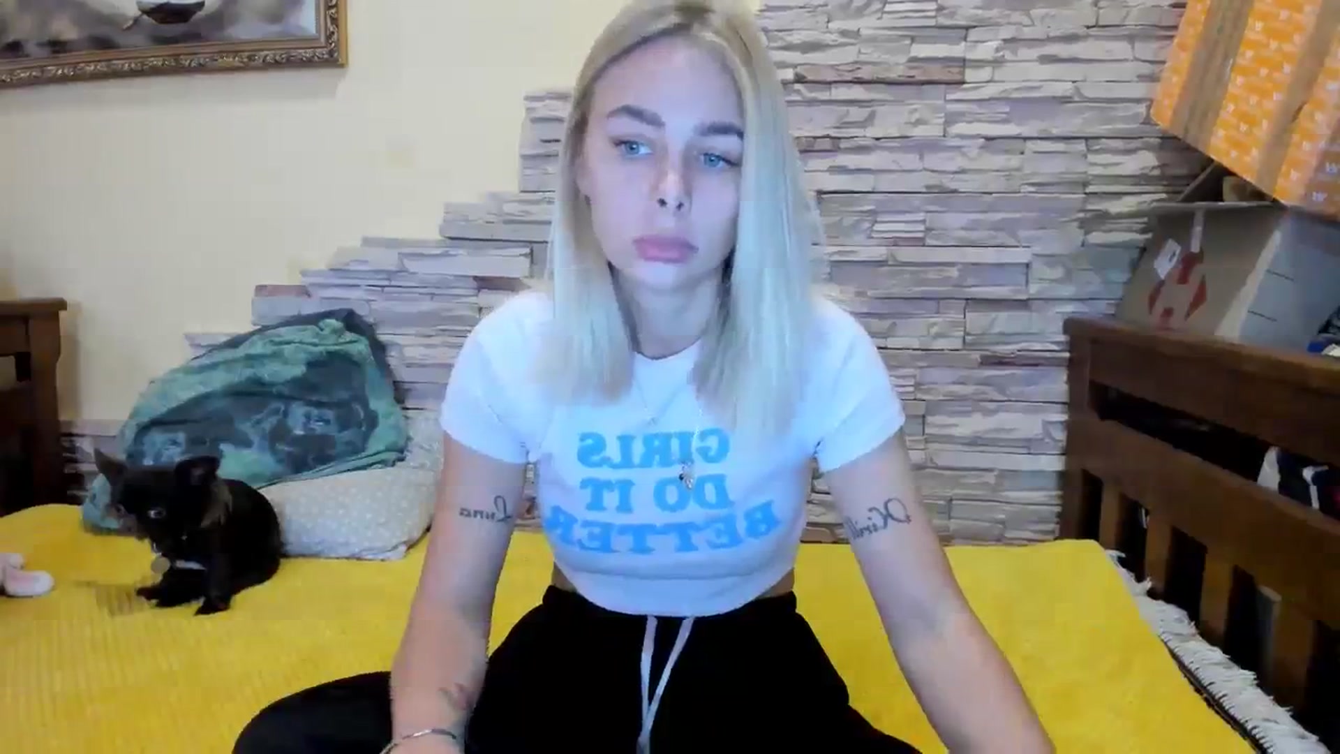 Gallery image thumbnail from YourPupsik's myfreecams stream on, 11/08/2023, 10:36 image 12 of 20