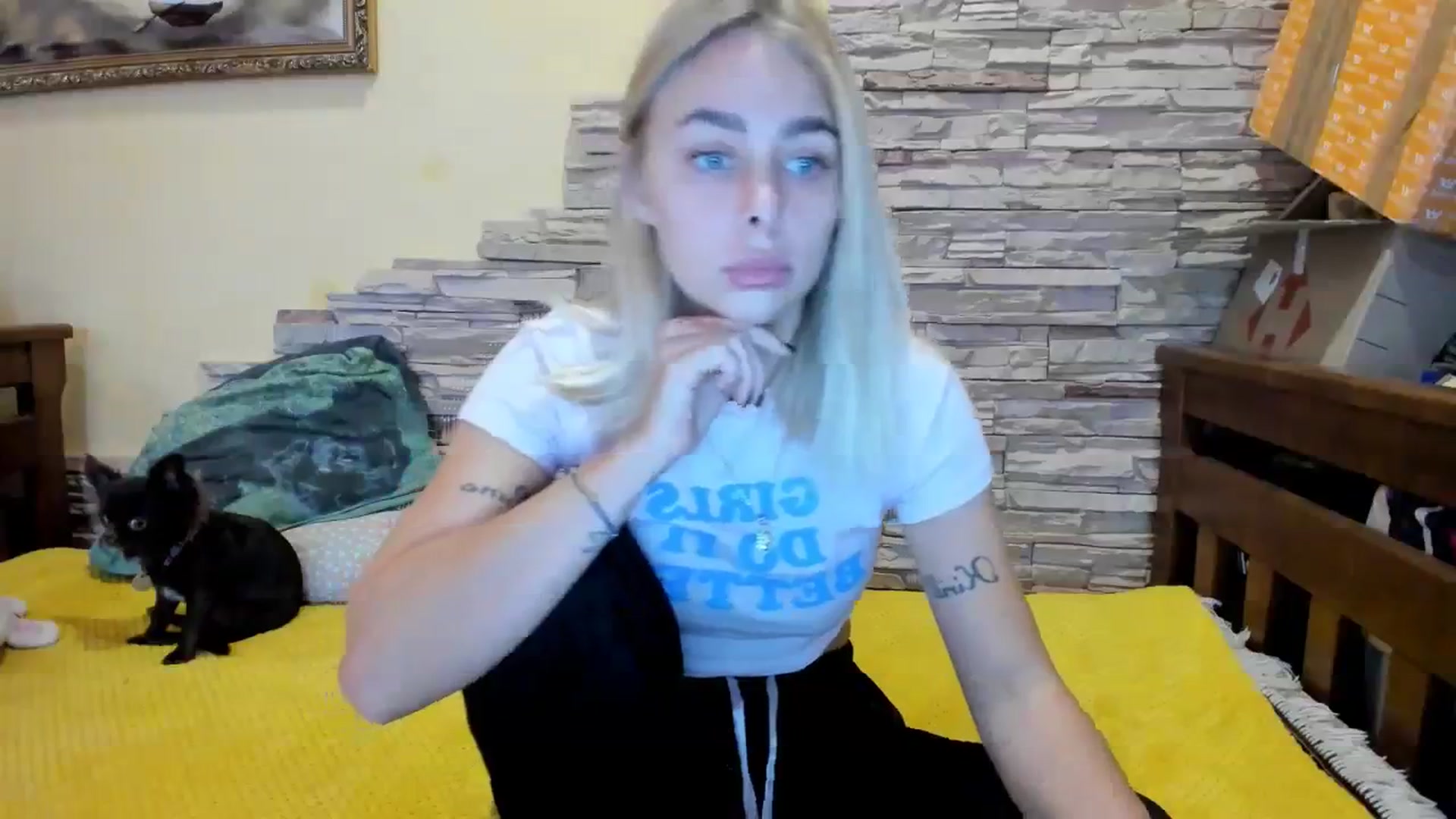 Gallery image thumbnail from YourPupsik's myfreecams stream on, 11/08/2023, 10:36 image 8 of 20