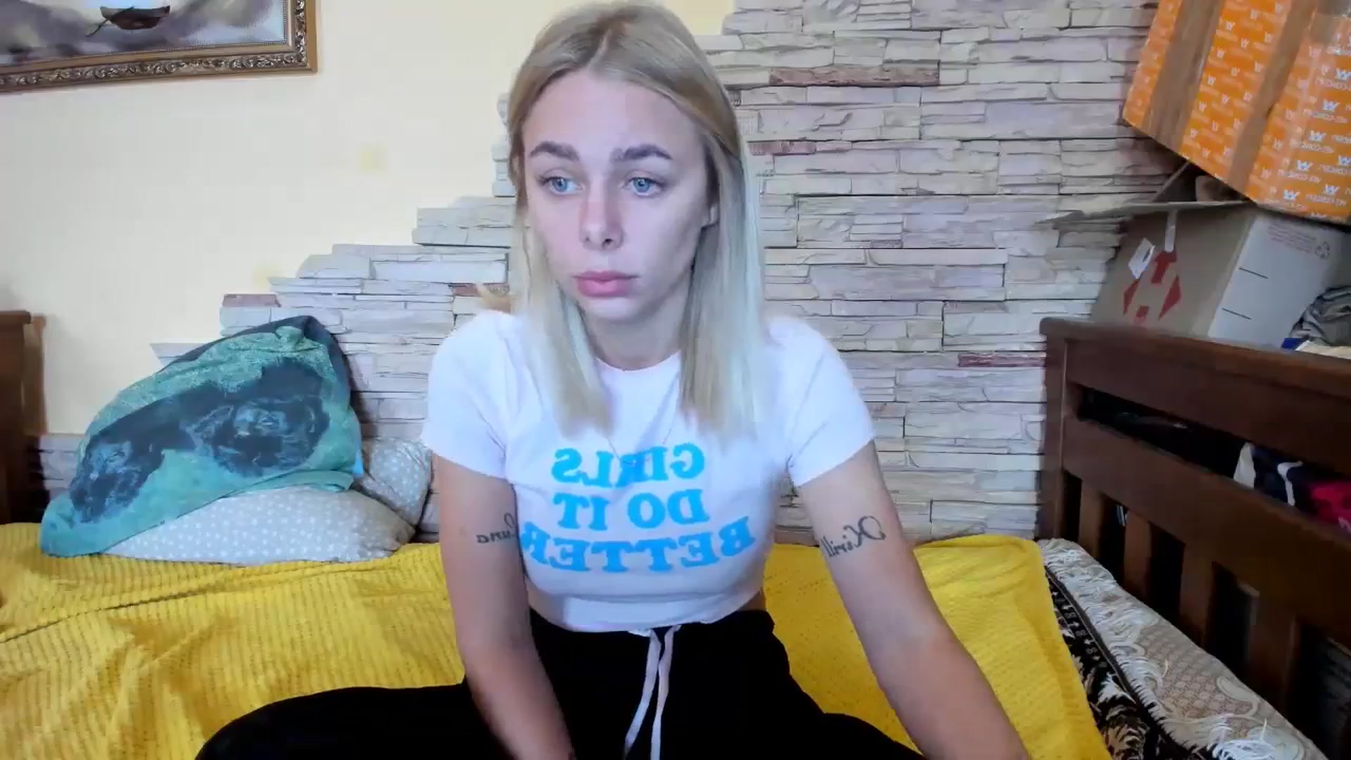 Gallery image thumbnail from YourPupsik's myfreecams stream on, 11/08/2023, 12:03 image 15 of 20