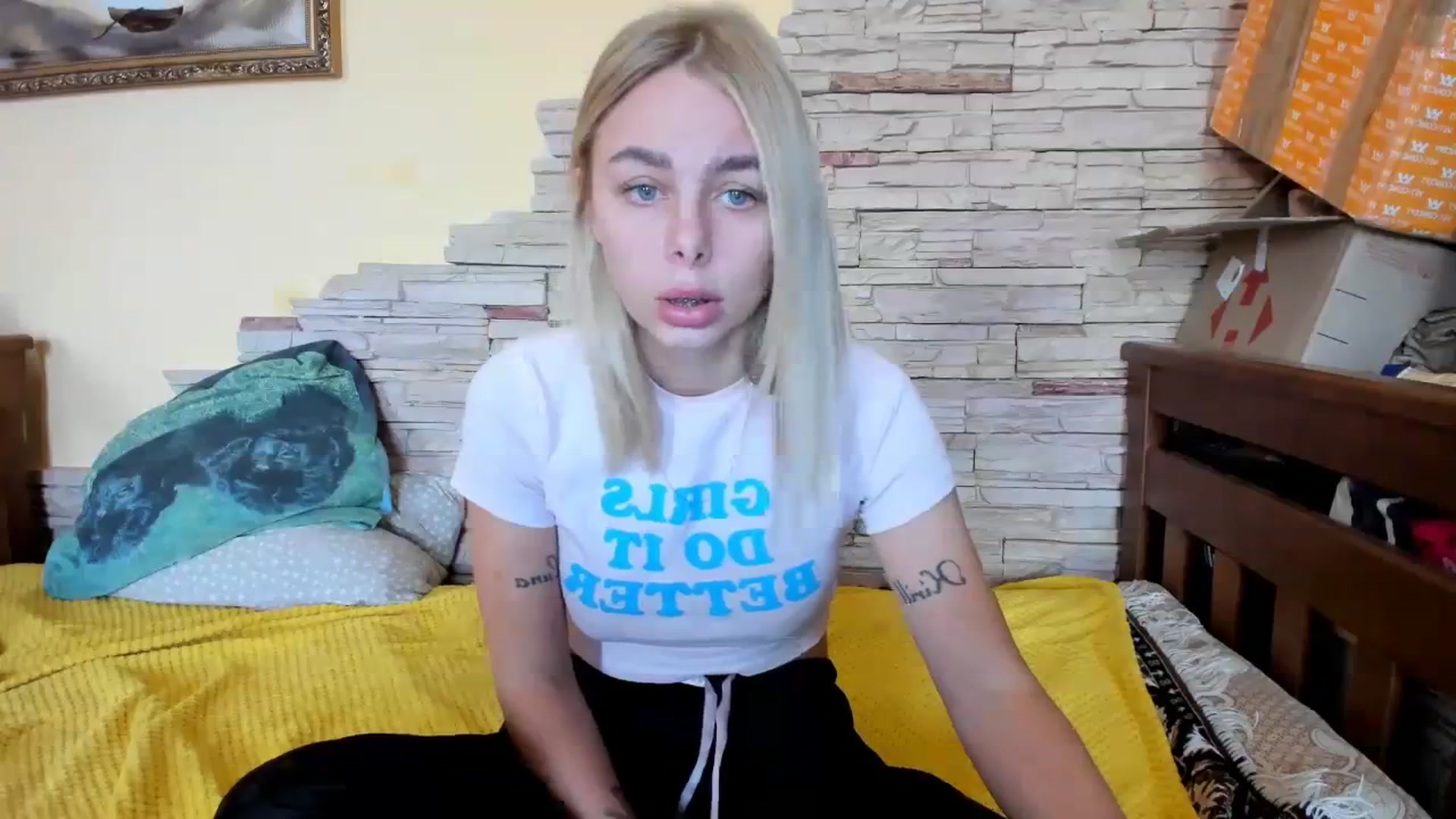 Gallery image thumbnail from YourPupsik's myfreecams stream on, 11/08/2023, 12:03 image 8 of 20
