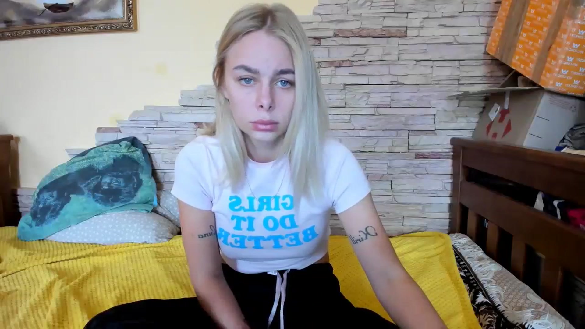 Gallery image thumbnail from YourPupsik's myfreecams stream on, 11/08/2023, 12:03 image 12 of 20