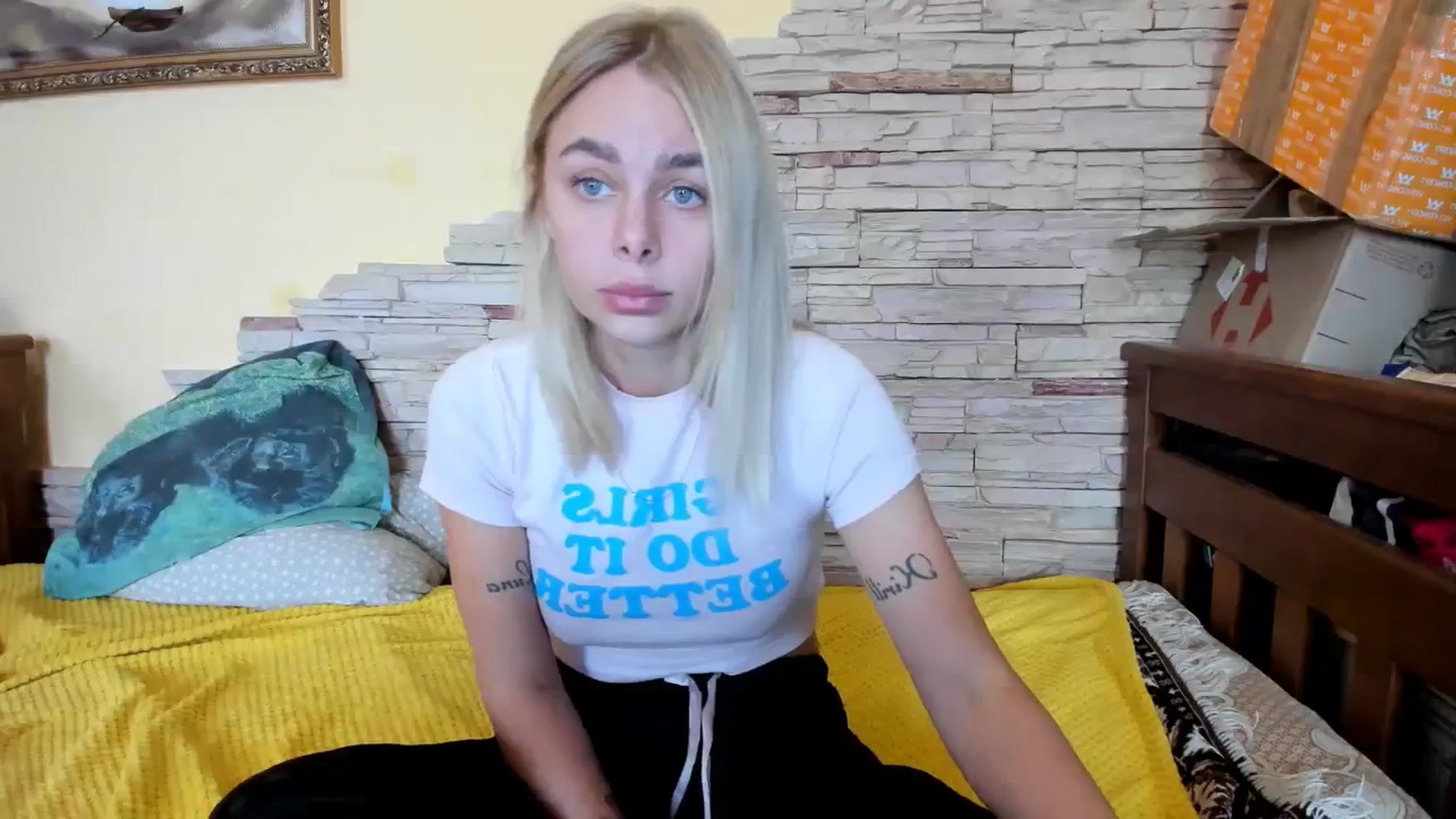 Gallery image thumbnail from YourPupsik's myfreecams stream on, 11/08/2023, 12:03 image 10 of 20