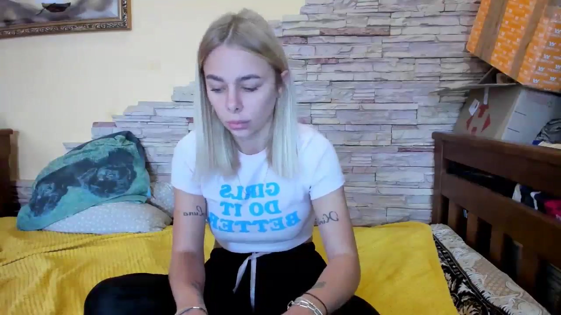 Gallery image thumbnail from YourPupsik's myfreecams stream on, 11/08/2023, 12:47 image 13 of 20
