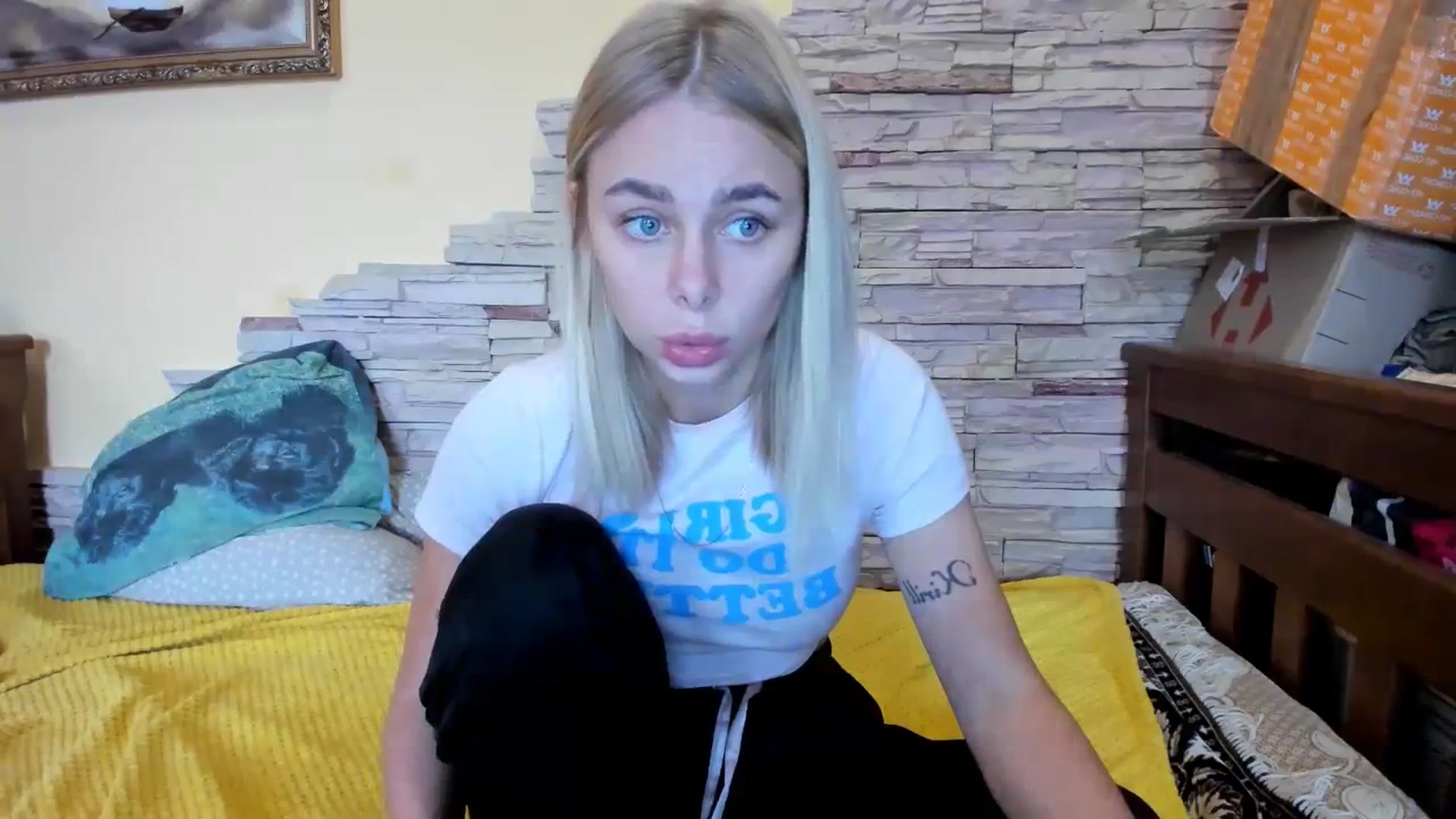 Gallery image thumbnail from YourPupsik's myfreecams stream on, 11/08/2023, 12:47 image 4 of 20