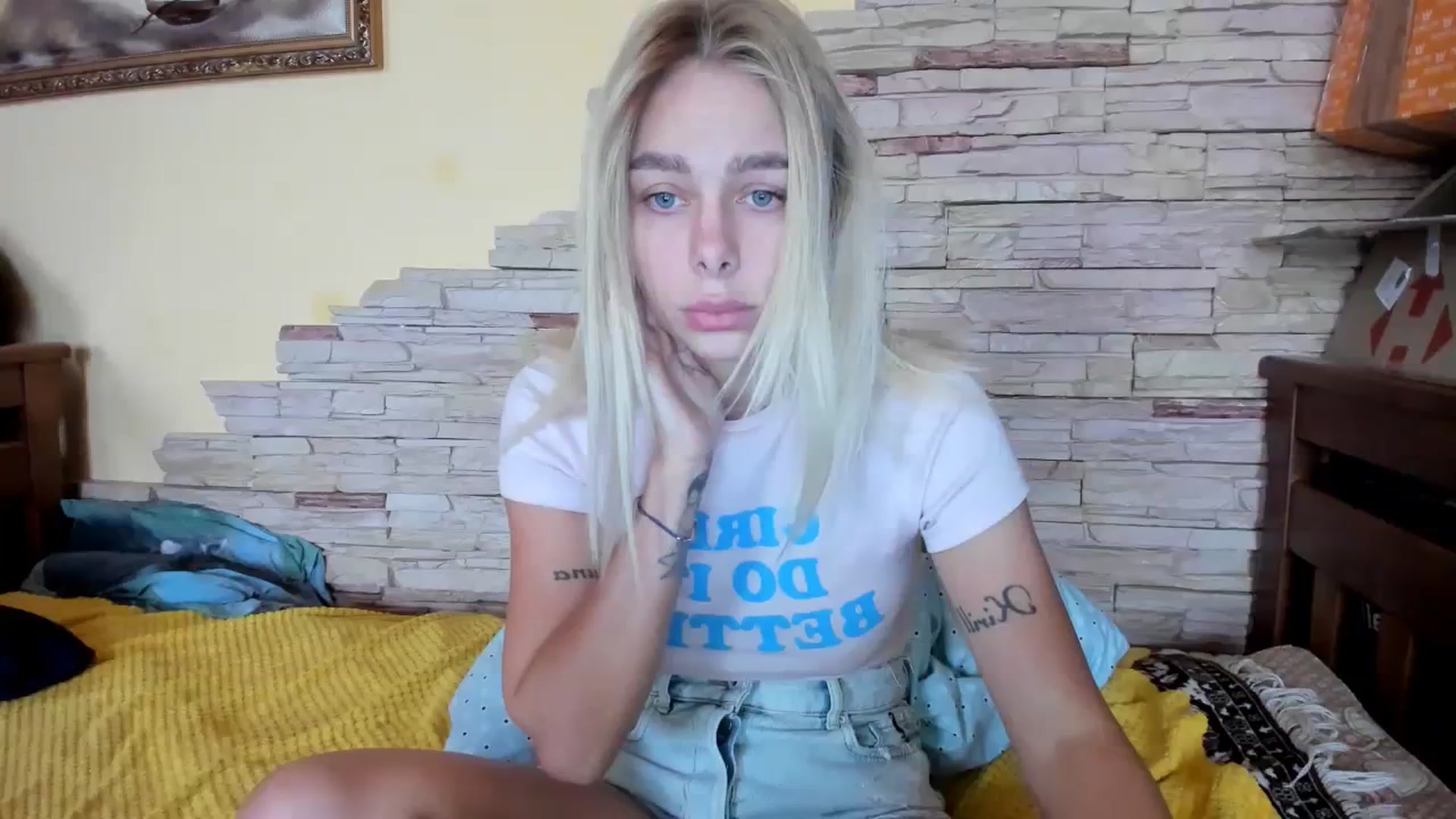 Gallery image thumbnail from YourPupsik's myfreecams stream on, 11/12/2023, 11:29 image 15 of 20