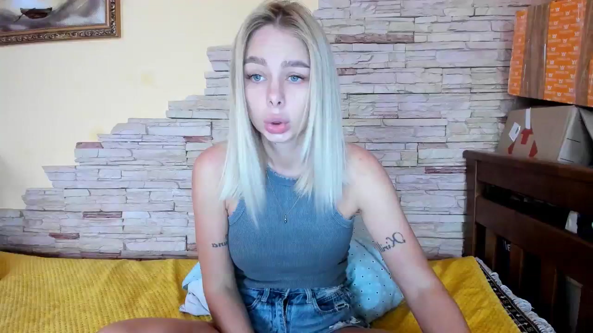 Gallery image thumbnail from YourPupsik's myfreecams stream on, 11/22/2023, 12:50 image 4 of 20