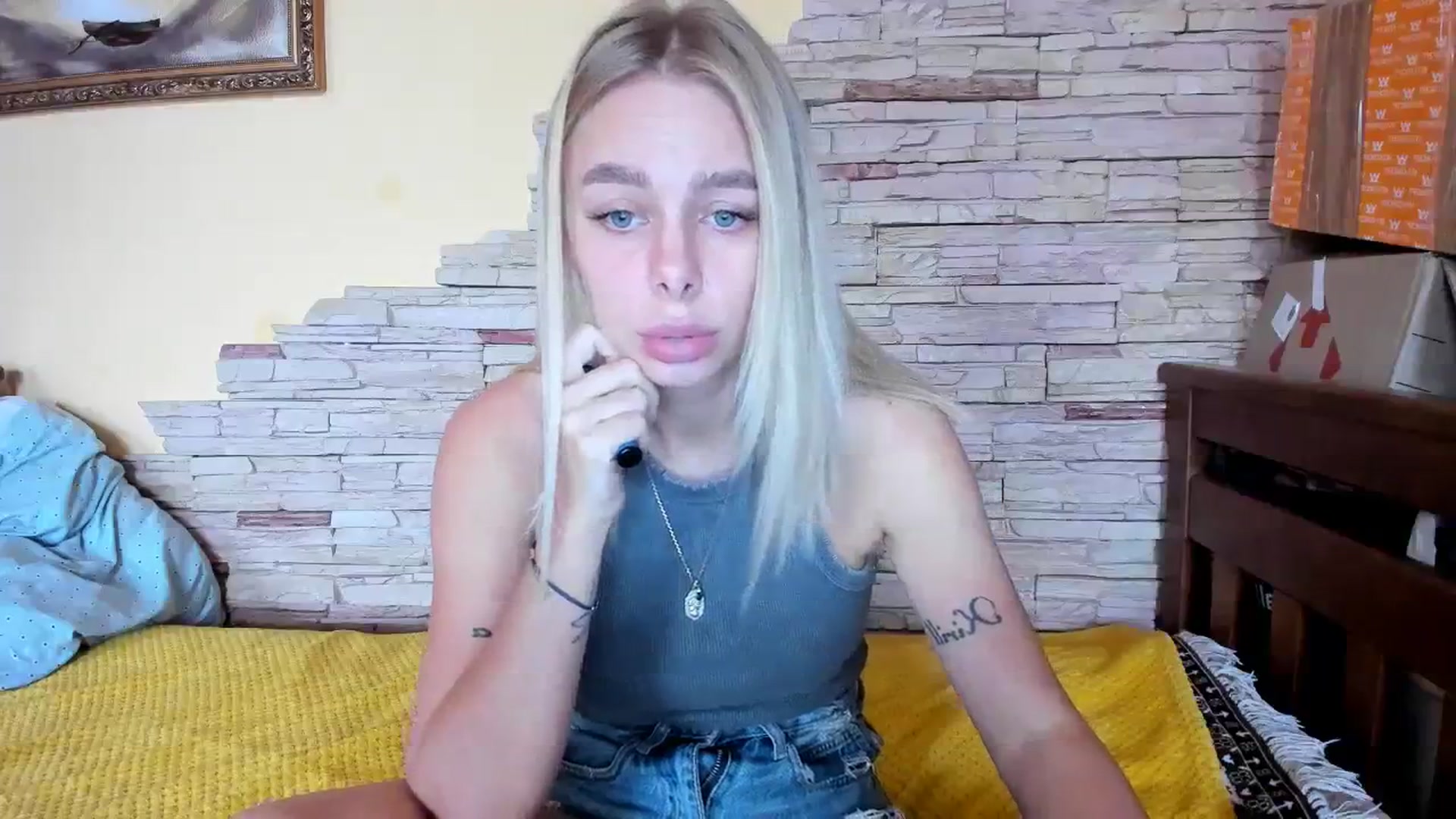 Gallery image thumbnail from YourPupsik's myfreecams stream on, 11/23/2023, 12:03 image 13 of 20