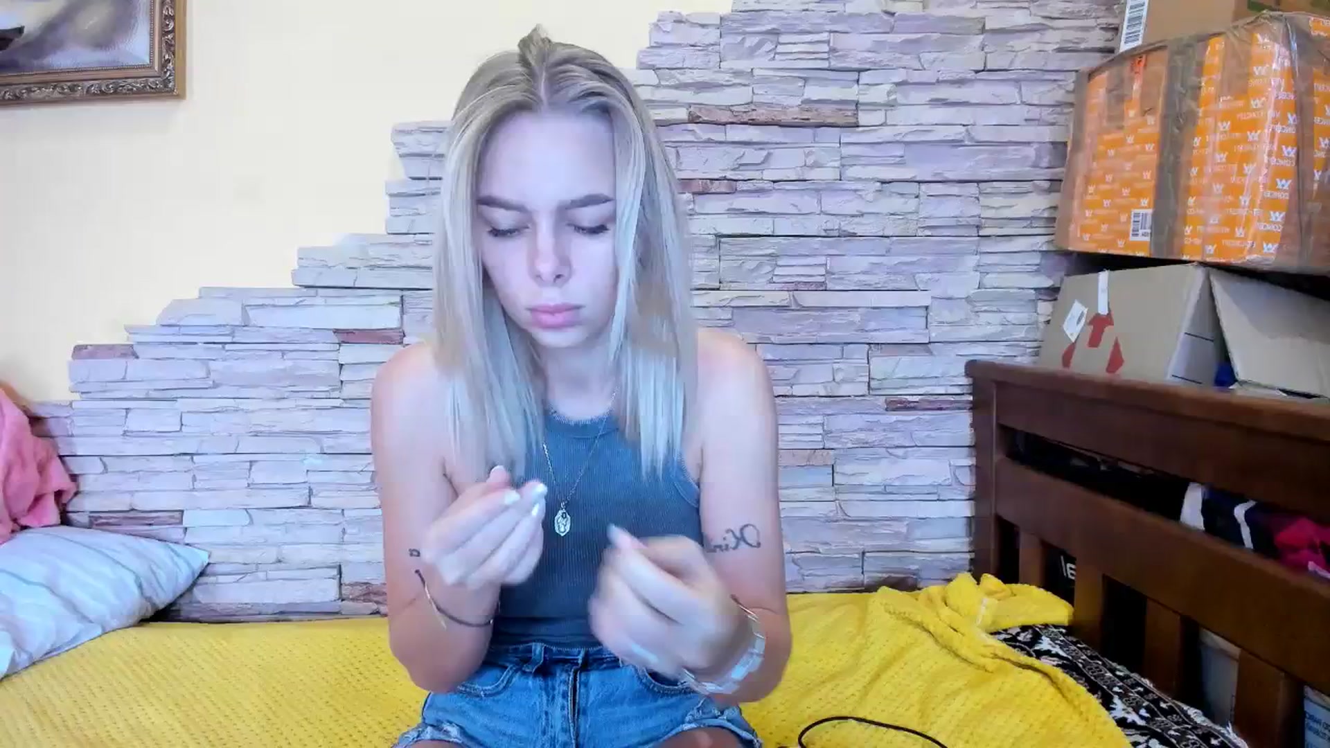 Gallery image thumbnail from YourPupsik's myfreecams stream on, 12/07/2023, 12:04 image 1 of 20
