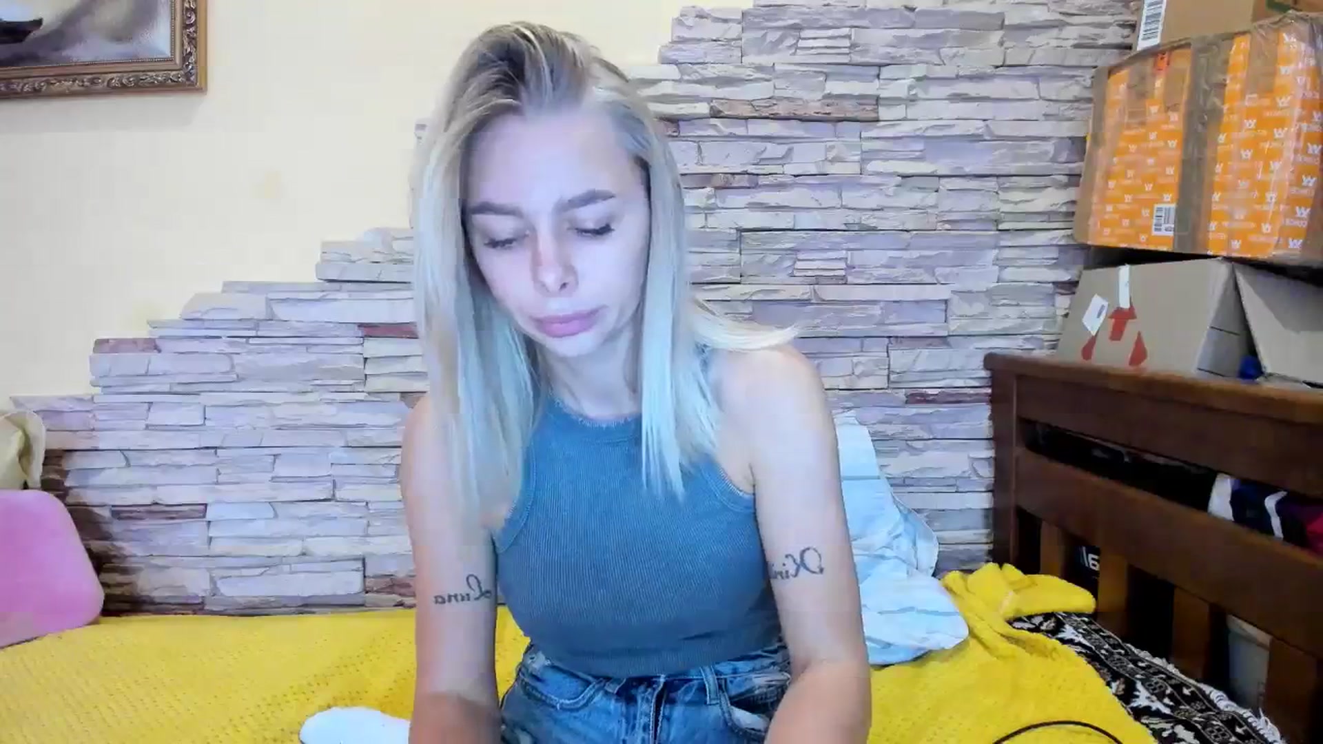 Gallery image thumbnail from YourPupsik's myfreecams stream on, 12/07/2023, 13:45 image 8 of 20