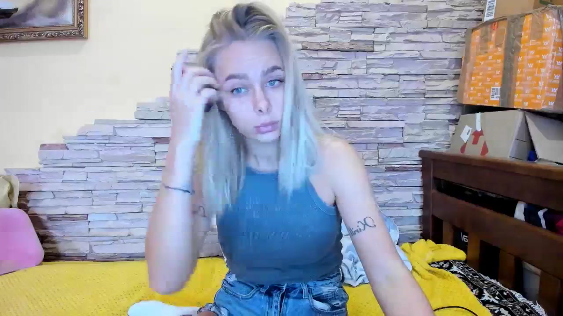 Gallery image thumbnail from YourPupsik's myfreecams stream on, 12/07/2023, 13:45 image 3 of 20