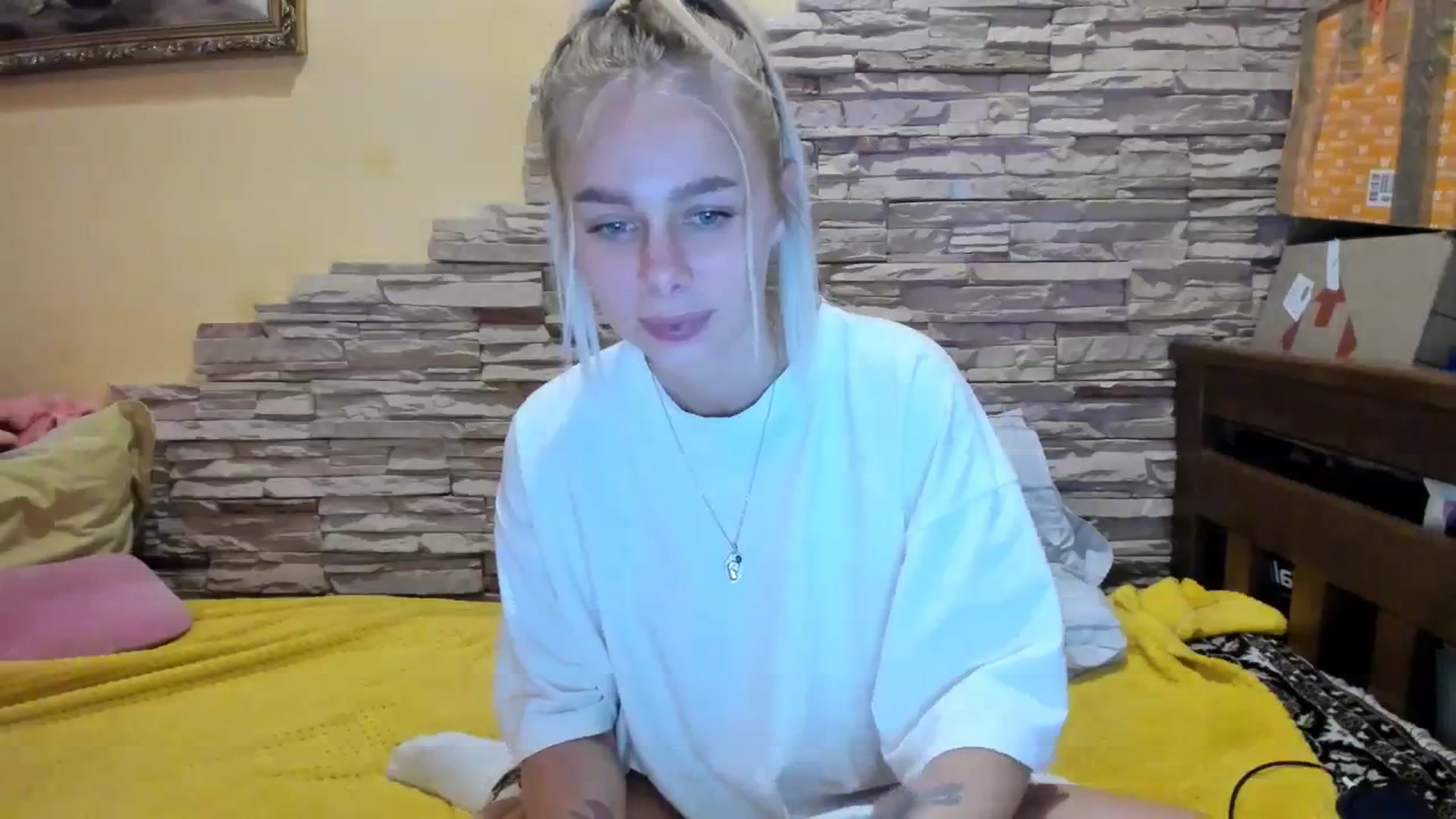Gallery image thumbnail from YourPupsik's myfreecams stream on, 12/07/2023, 19:24 image 15 of 20