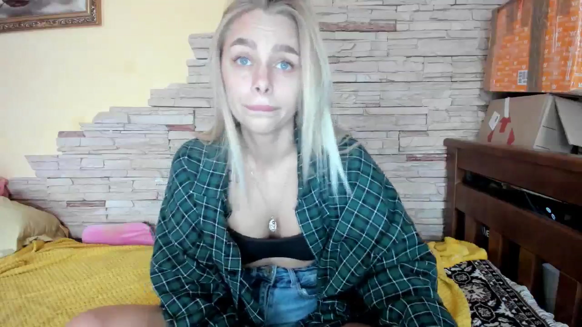 Gallery image thumbnail from YourPupsik's myfreecams stream on, 12/09/2023, 12:43 image 17 of 20