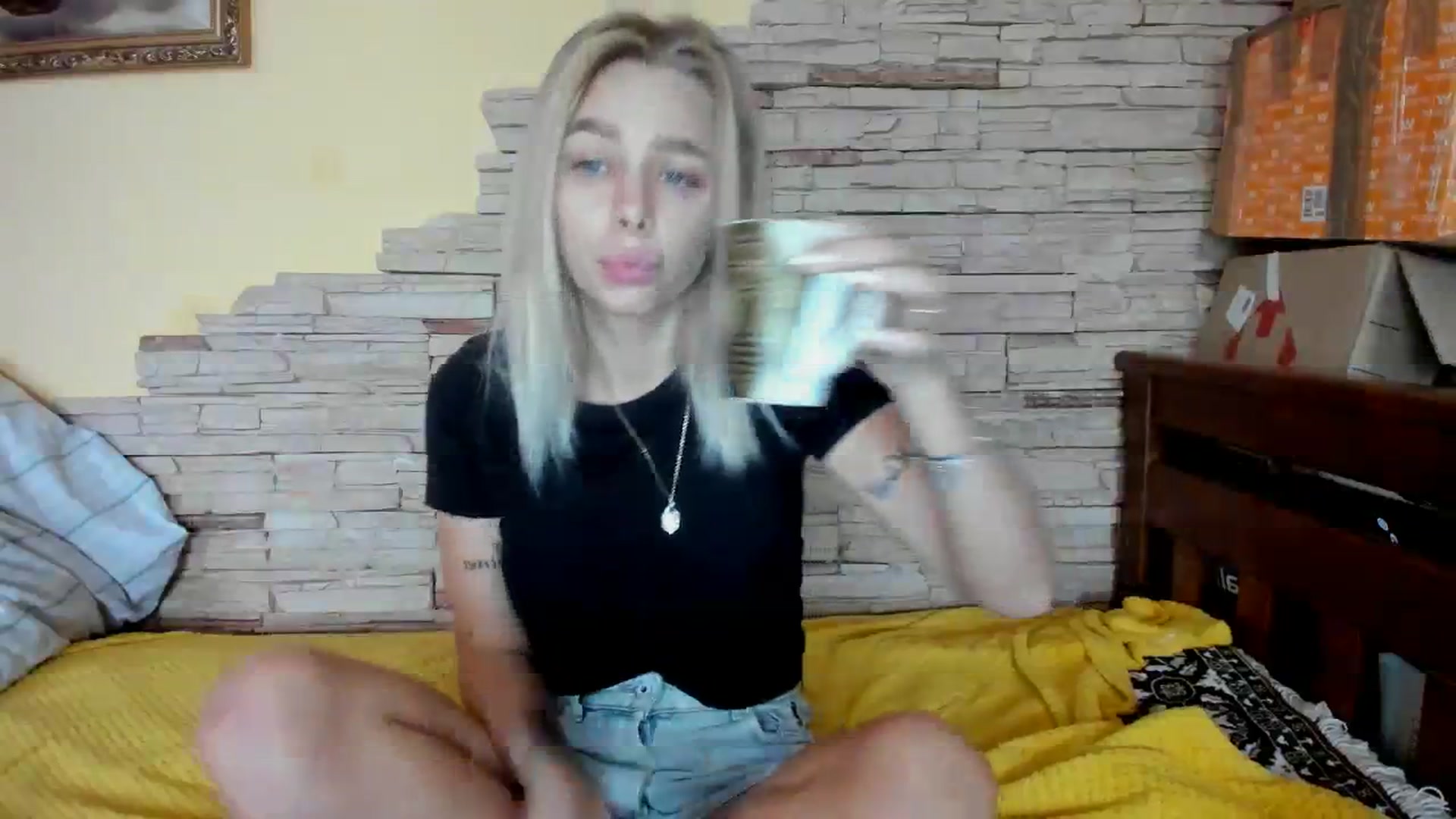 Gallery image thumbnail from YourPupsik's myfreecams stream on, 12/10/2023, 11:50 image 2 of 20
