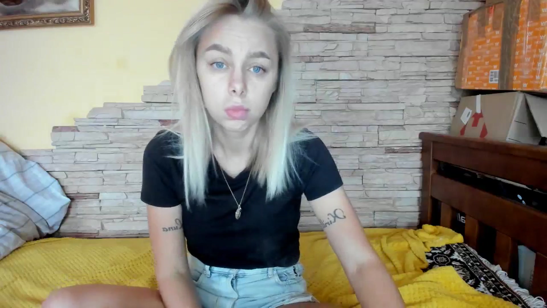 Gallery image thumbnail from YourPupsik's myfreecams stream on, 12/10/2023, 11:50 image 14 of 20
