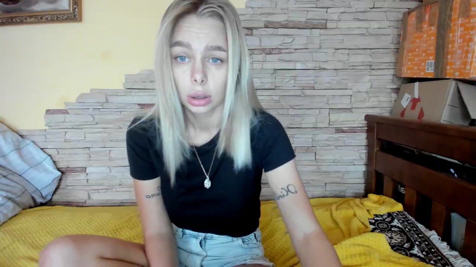Gallery image thumbnail from YourPupsik's myfreecams stream on, 12/10/2023, 11:50 image 19 of 20