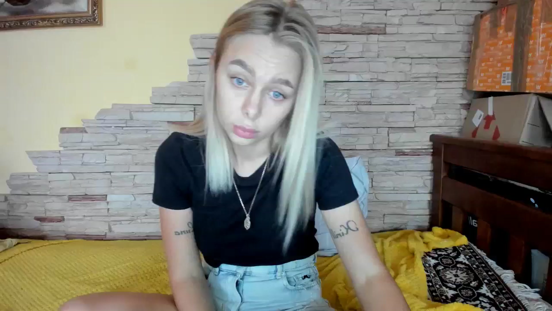Gallery image thumbnail from YourPupsik's myfreecams stream on, 12/10/2023, 12:43 image 3 of 20