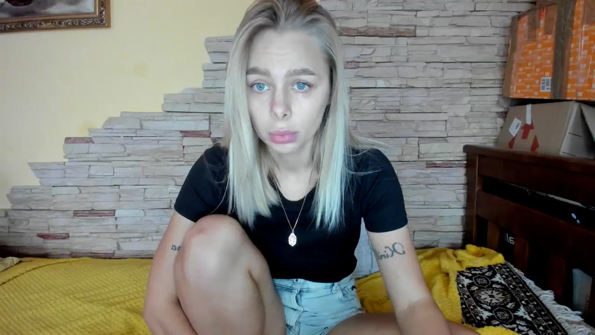 Gallery image thumbnail from YourPupsik's myfreecams stream on, 12/10/2023, 12:43 image 17 of 20