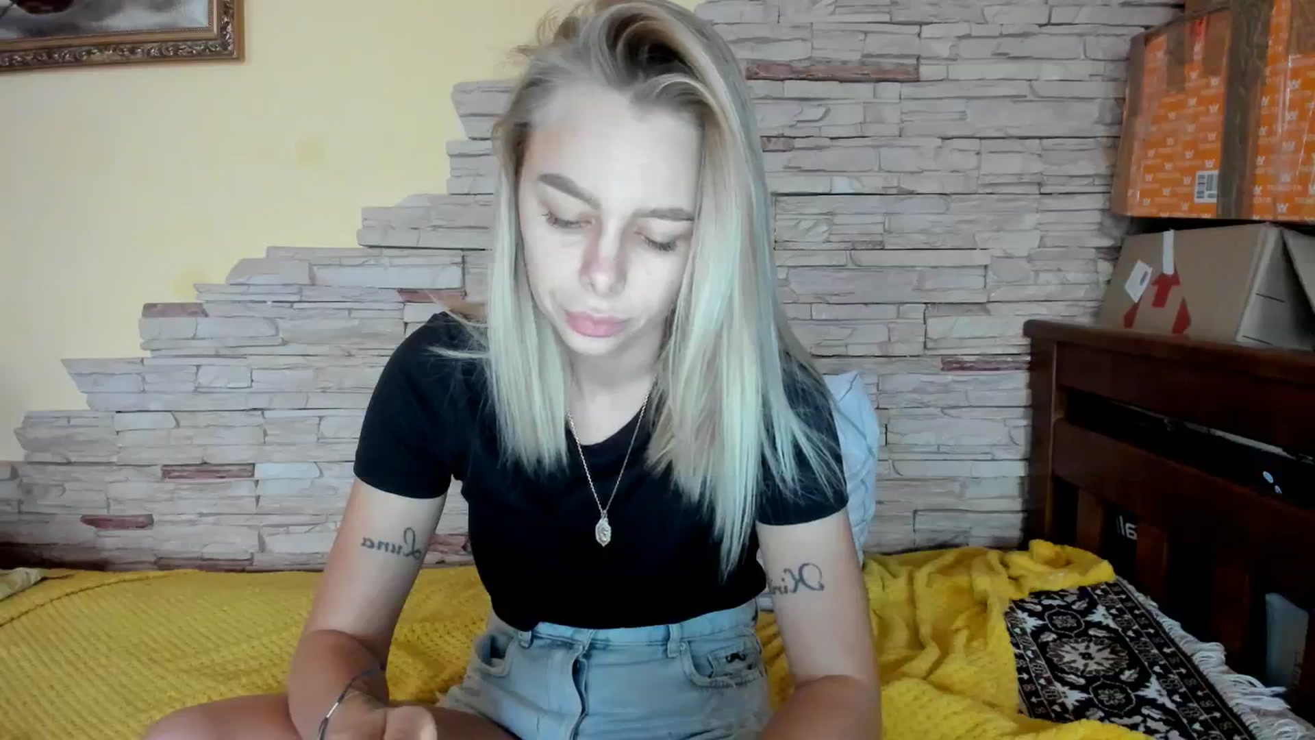 Gallery image thumbnail from YourPupsik's myfreecams stream on, 12/10/2023, 12:43 image 8 of 20