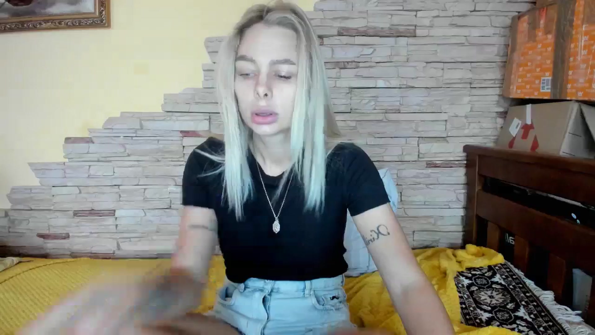 Gallery image thumbnail from YourPupsik's myfreecams stream on, 12/10/2023, 12:43 image 2 of 20