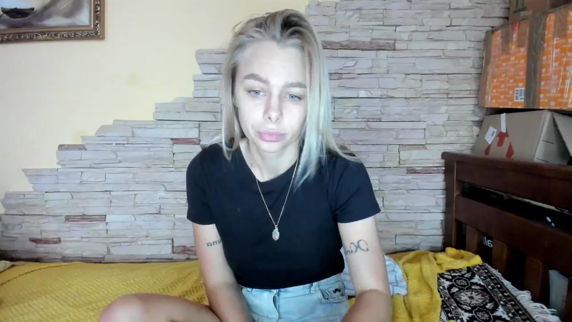 Gallery image thumbnail from YourPupsik's myfreecams stream on, 12/10/2023, 12:59 image 18 of 20