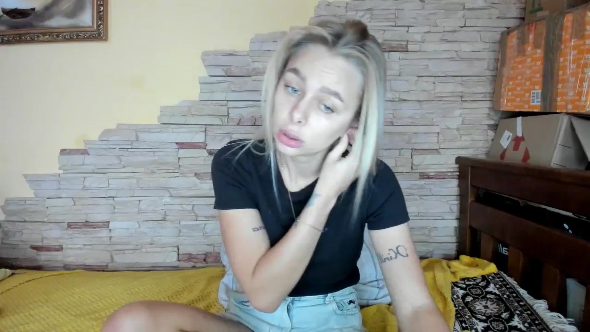 Gallery image thumbnail from YourPupsik's myfreecams stream on, 12/10/2023, 12:59 image 19 of 20