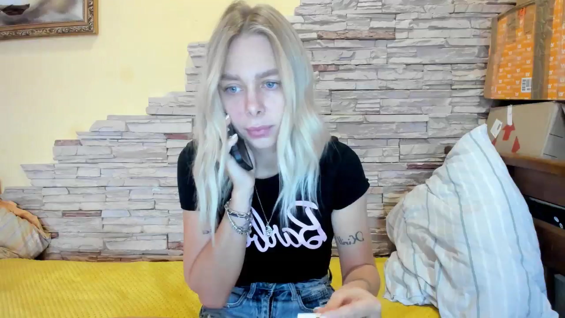 Gallery image thumbnail from YourPupsik's myfreecams stream on, 12/13/2023, 12:39 image 6 of 20